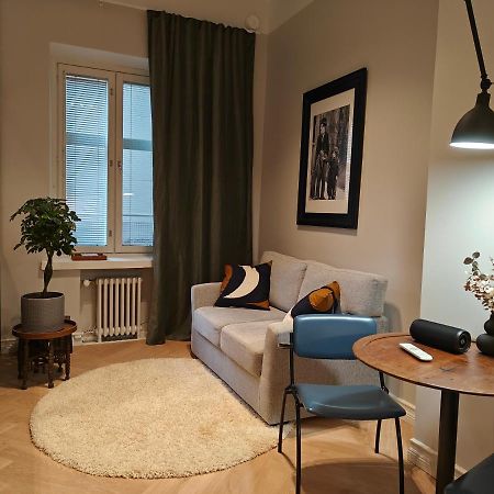 Design Studio In Kamppi Apartment Helsinki Ngoại thất bức ảnh