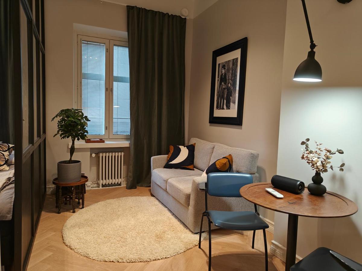 Design Studio In Kamppi Apartment Helsinki Ngoại thất bức ảnh