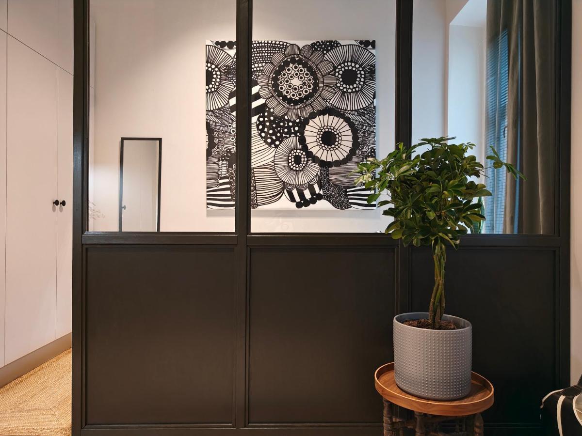Design Studio In Kamppi Apartment Helsinki Ngoại thất bức ảnh